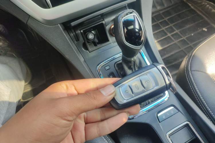 Used Geely Auto Emgrand 2016 Hatchback RS 1.5L CVT Upward Edition