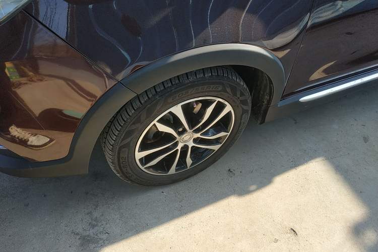 Used Foton Jiatu im8 2017 1.5L ZhiZun Model
