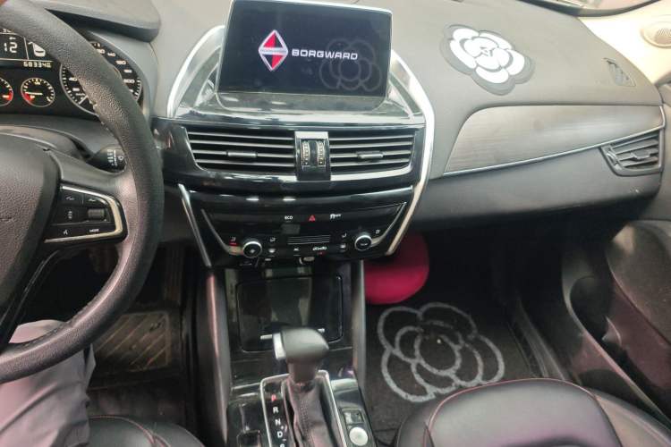 Used BORGWARD BX5 2017 20TGDI Automatic Two-Wheel Drive Pioneer Edition