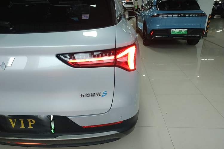 Used Wuling Xingguang S 2024 130 km Flagship Version