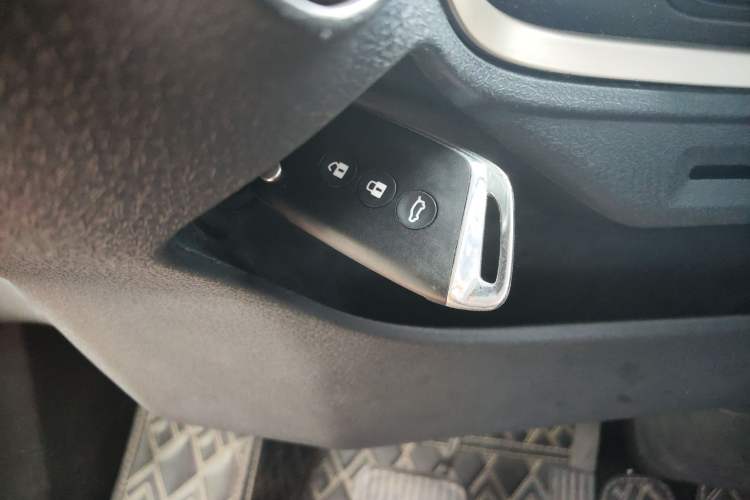 Used Baojun KiWi EV 2021 Designer Lithium Iron Phosphate
