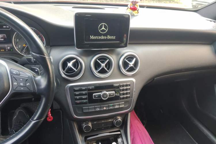 Used Mercedes-Benz A-Class 2013 A 180 Fashion Model
