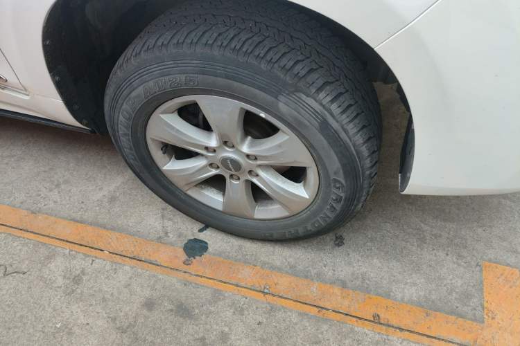 Used Haval H9 2017 2.0T Gasoline 4x4 Premium 5-Seater Right Front Wheel Hub