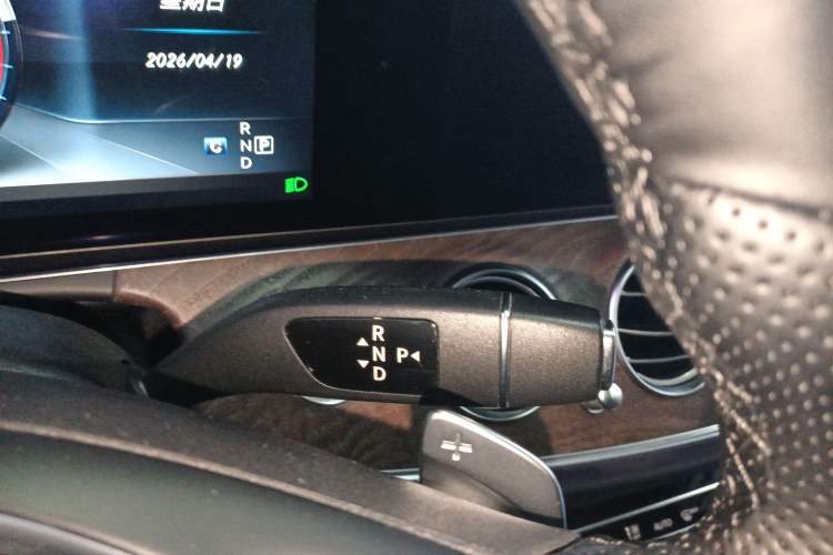 Used Mercedes-Benz E-Class 2017 E 300 L Luxury Model
