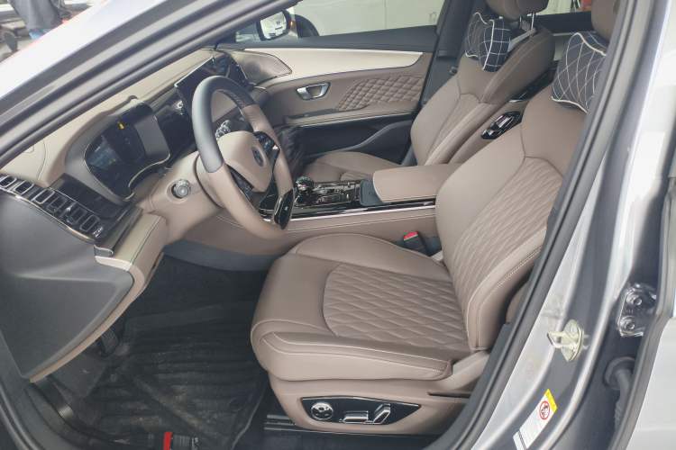 Used BYD Han 2023 EV Champion Edition 605KM Front-Drive Premium Model Left Front Seat