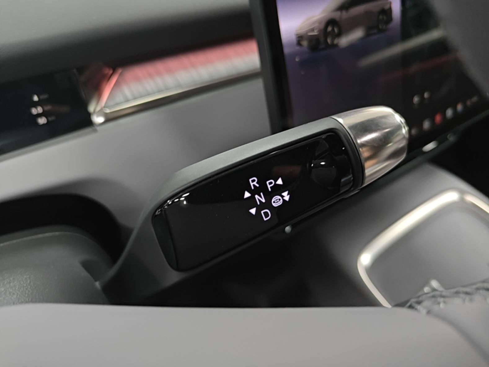 XPeng P7+ 2026 Model, Range-Extended 1550 Max Tech Edition — снимка 16