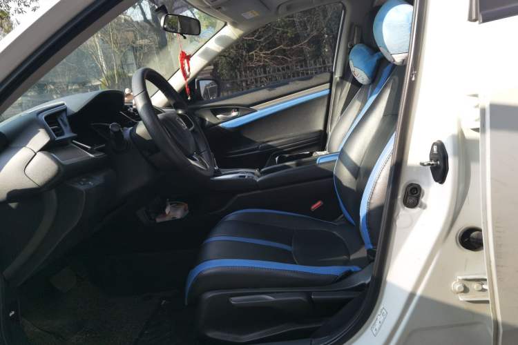 Used Honda Civic 2016 220TURBO CVT Luxury Edition
