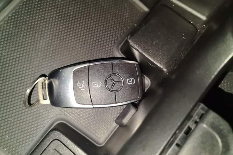 Used Mercedes-Benz A-Class 2024 A 200 L Fashion Model Vehicle Key