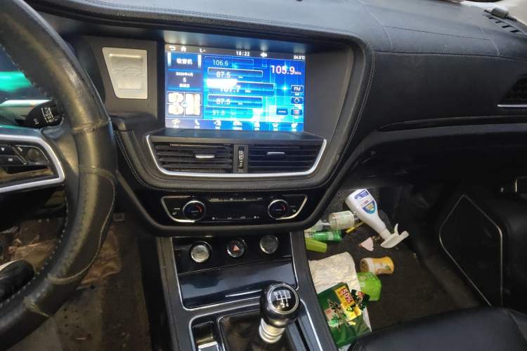 Used Zotye T600 2016 Sport Edition 1.5T Manual Prestige Model Audio And AC Panel