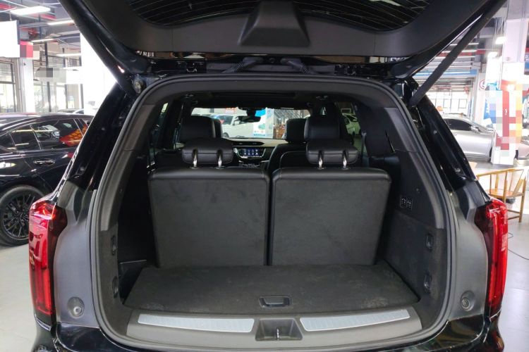 Used Cadillac XT6 2022 2.0T Six-Seater Two-Wheel-Drive Luxury Version
