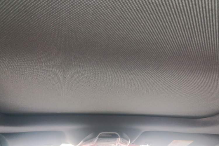 Used Geely Auto Coolray 2019 Sport Version 260T DCT Battle China VI Standard Headliner