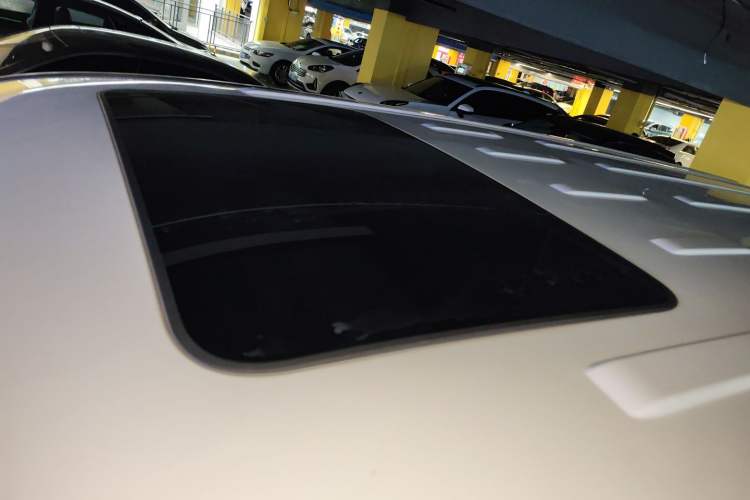 Used SAIC MAXUS G20 2021 PLUS 2.0T Gasoline Automatic Luxury Edition Roof