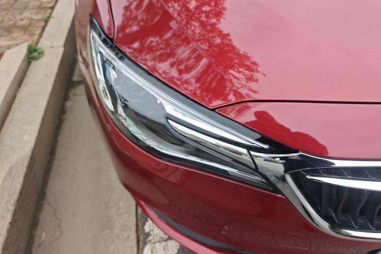 Used Buick GT 2018 18T Automatic Elite Model
