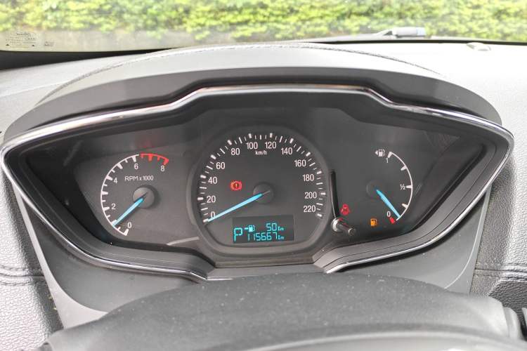 Used Ford Escort 2015 1.5L Automatic Fashion Model