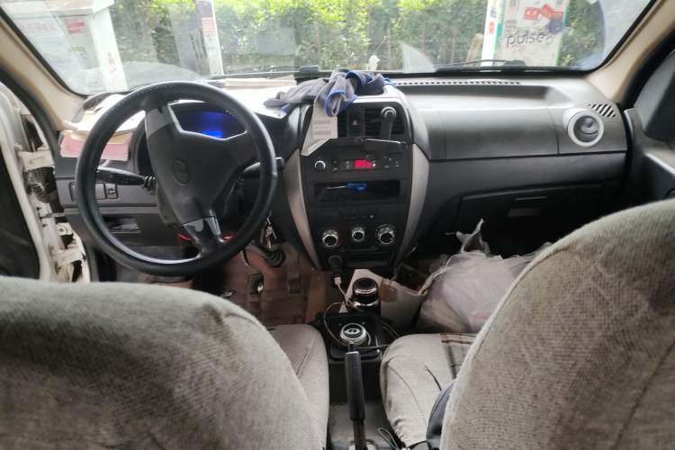 Used Ruichi EC35 2020 EC35 II Standard Edition 38.64 kWh Center Console