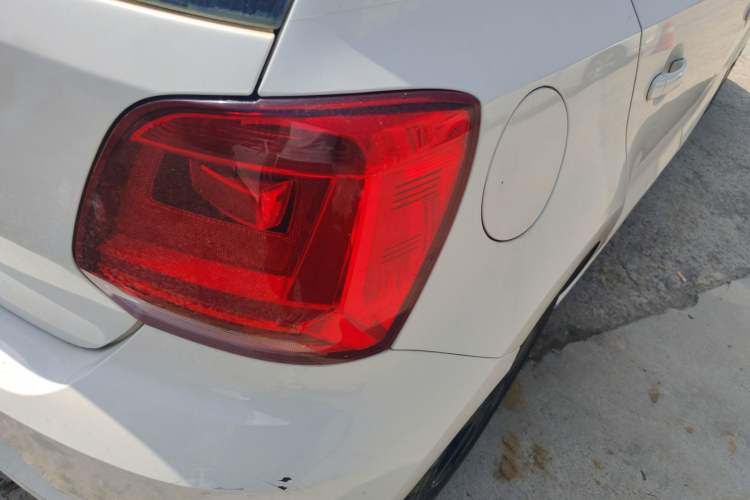 Used Volkswagen Polo 2014 1.4L Manual Fashion Edition
