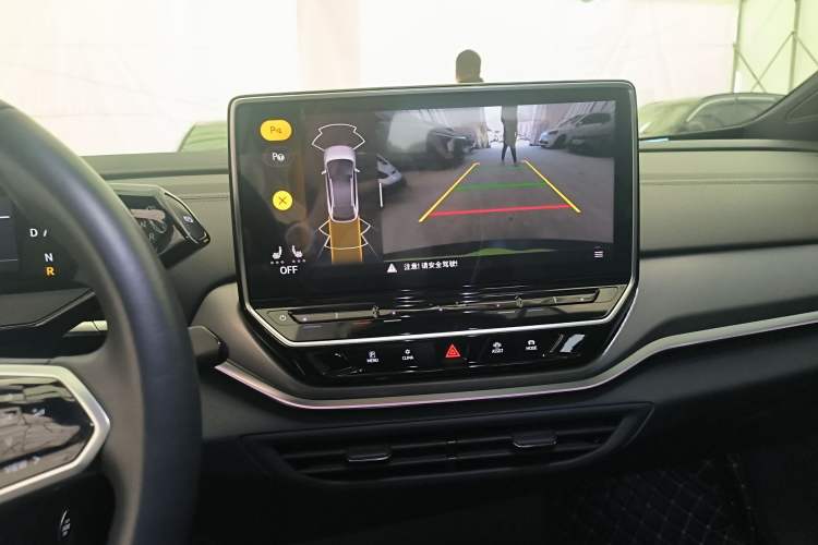 Used Volkswagen ID.4 CROZZ 2022 Long-Range Lite PRO Edition Audio And AC Panel