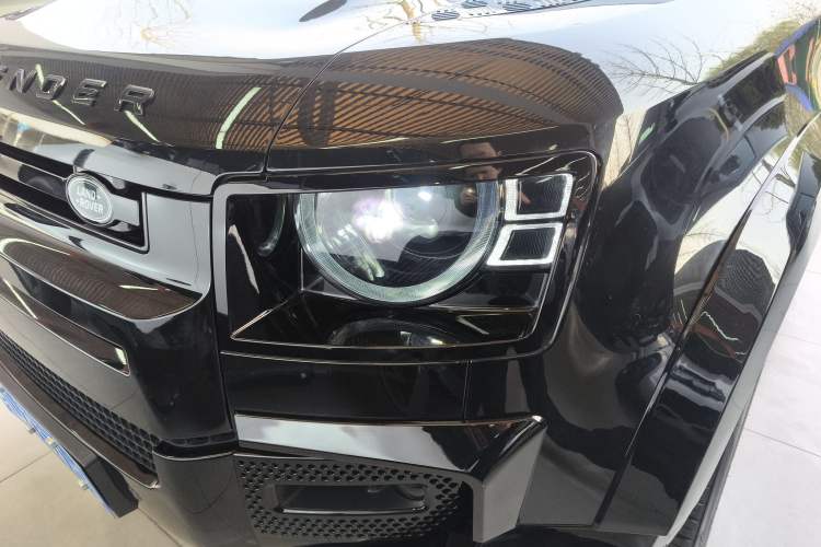 Used Land Rover Defender 2023 90 3.0T P400 XS
