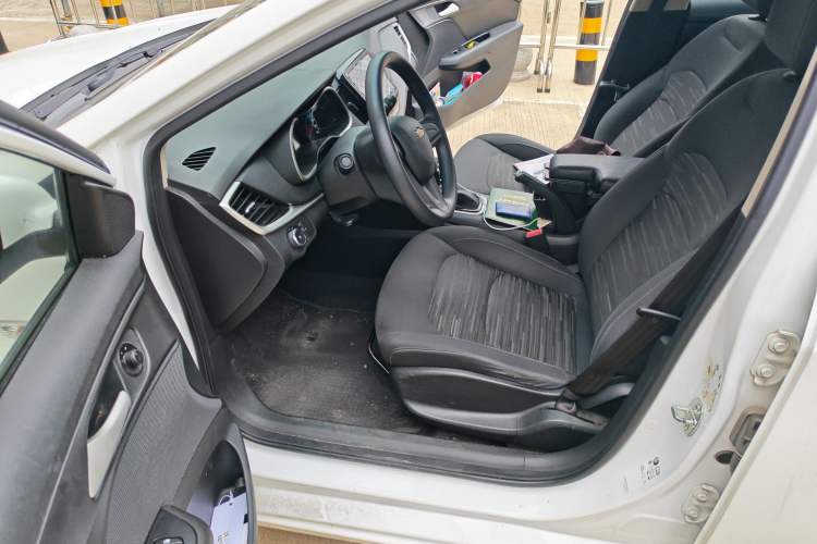 Used Chevrolet Cavalier 2019 320 Automatic Enjoyment with Sunroof Driver Seat