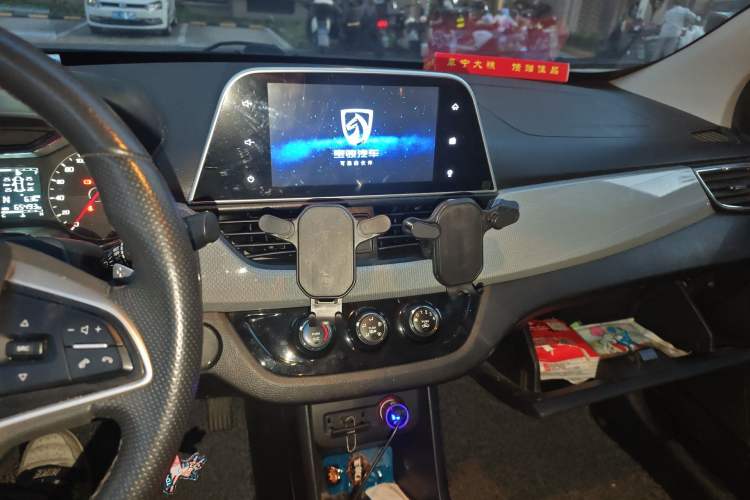 Used Baojun 310W 2018 1.5L Automatic Luxury Version China V