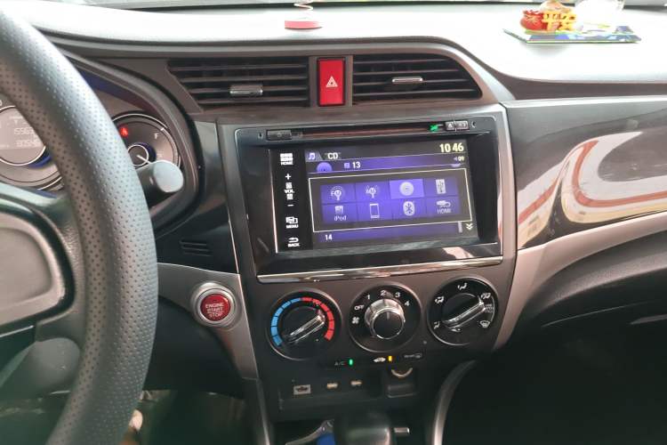 Used Honda Crider 2013 1.8L automatic luxury edition