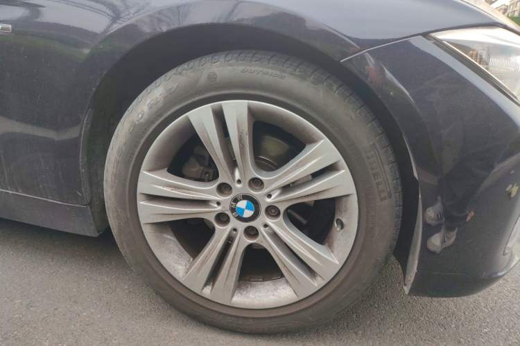 Used BMW 3 Series 2013 320i Sport Design Package
