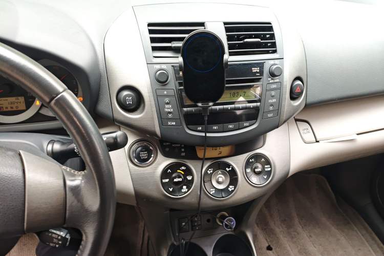 Used Toyota RAV4 2009 2.4L Automatic Luxury Edition