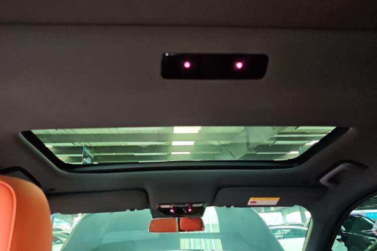 Used Li Auto L8 2023 Pro Model
