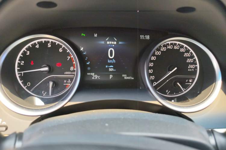 Used Toyota Camry 2021 2.0G Luxury Edition
