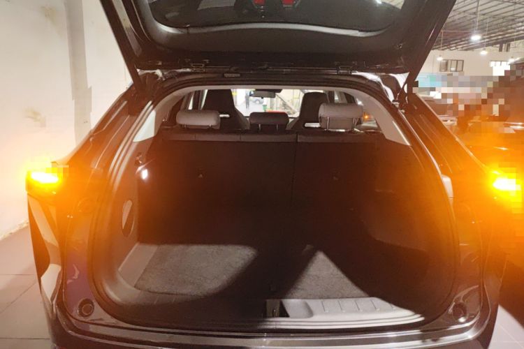 Used Changan UNI-Z New Energy 2024 Blue Whale Smart Electric iDD 125km Beyond Edition