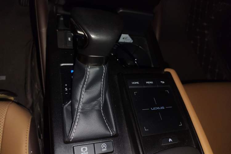 Used Lexus ES 2018 260 Excellence Edition China V Standard