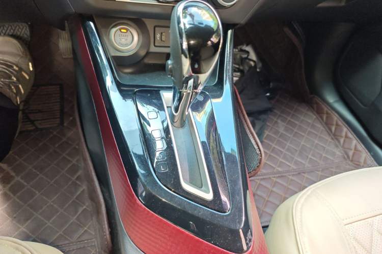 Used Nissan Lannia 2016 1.6L CVT Smart Cool Edition
