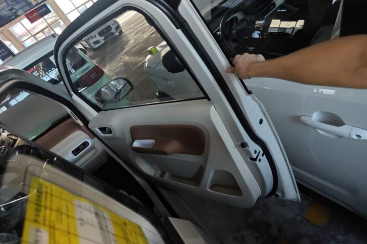 Used Wuling Hongguang MINIEV 2024 3rd Generation 215km Youth Edition