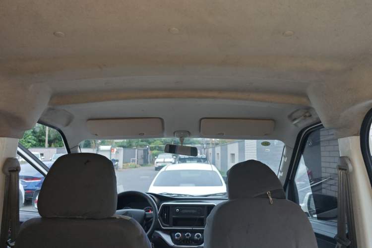 Used CHANGAN KAICHENG Ruixing M60 2023 1.5L GDI Comfort-Class Passenger Vehicle 6/7 Seats