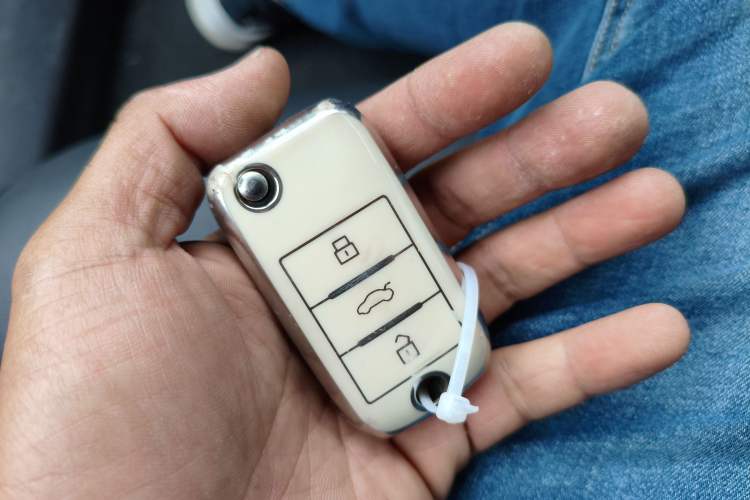 Used Roewe i6 2020 PLUS 1.6L CVT 4G Connected Glory Flagship Edition