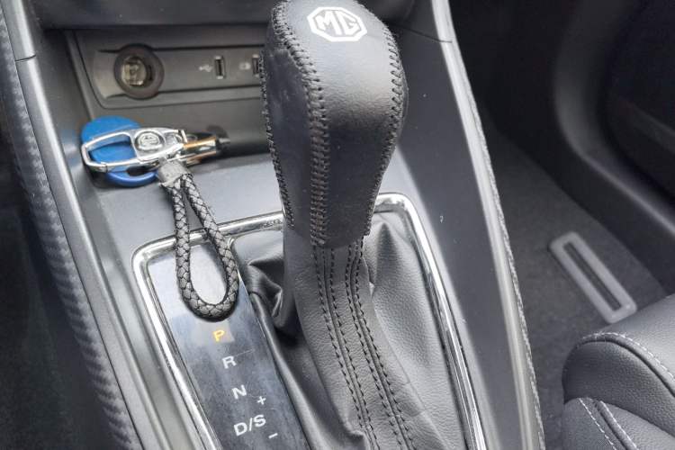 Used MG ZS 2018 1.5L Automatic Luxury Edition China V Standard