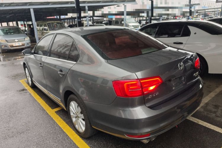 Used Volkswagen Sagitar 2015 230TSI Automatic Comfort Version Rear Left 45 Deg