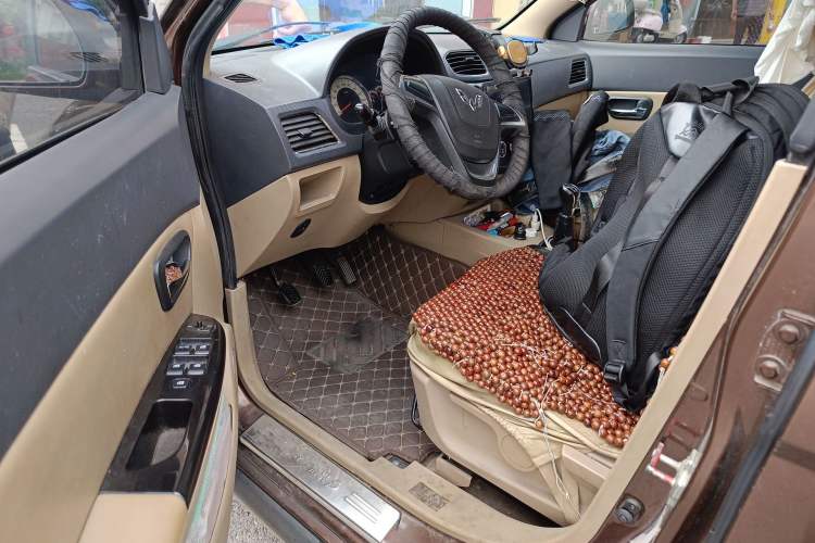 Used Wuling Hongguang 2014 1.5L S Standard Version