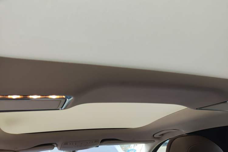 Used Mercedes-Benz E-Class 2019 E 300 L Sport Luxury Edition
