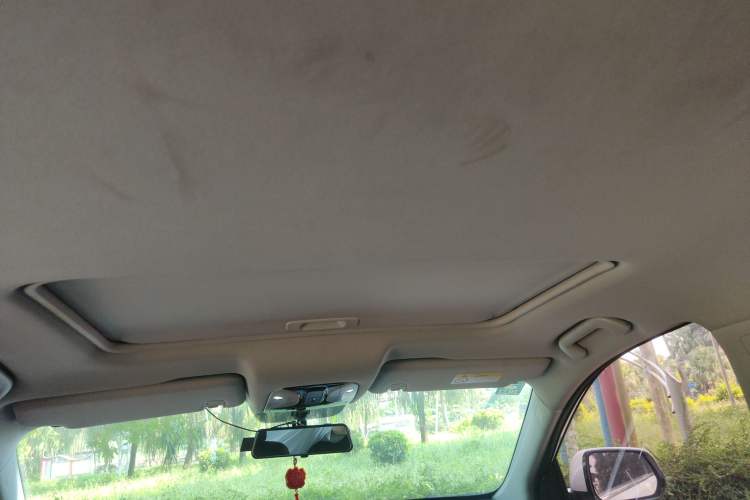 Used GAC Trumpchi GS7 2017 280T Two-Wheel Drive Luxury Model
