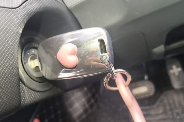 Used Wuling Hongguang MINIEV 2022 Macaron Premium Model – Lithium Iron Phosphate
