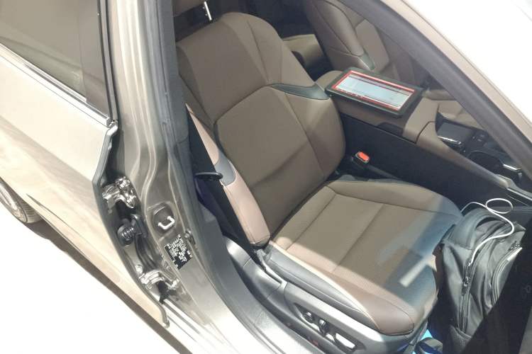 Used Lexus ES 2022 200 Excellence Edition