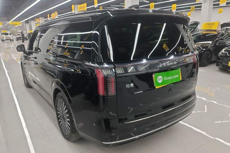 Used Zeekr 009 2022 WE Edition