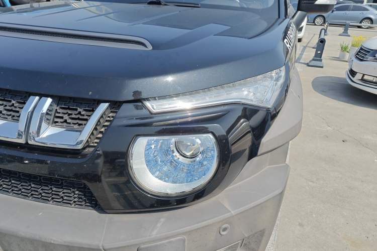 Used BAIC Off-Road BJ20 2016 1.5T Manual Elite Edition Left Front Headlight