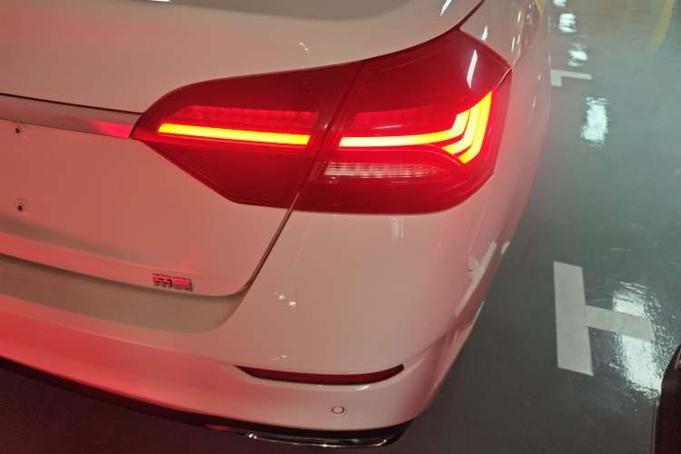 Used Geely Auto Emgrand 2021 UP 1.5L CVT Luxury Model