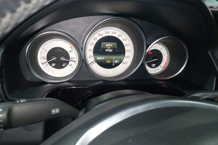 Used Mercedes-Benz E-Class 2014 Restyled E 260 L Sport Edition Instrument Cluster