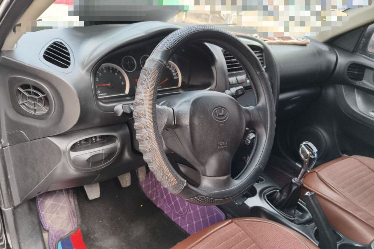 Used Huatai Santa Fe Classic 2015 2.0L Gasoline Manual Transmission Two-Wheel Drive Standard Version Steering Wheel