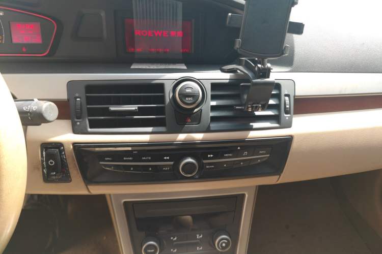 Used Roewe 550 2010 550 1.8L Automatic Expo Style Edition Audio And AC Panel