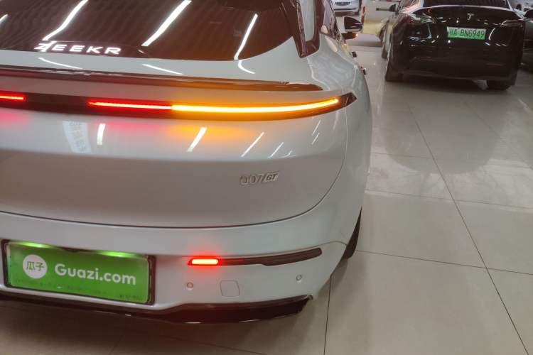 Used Zeekr 007GT 2025 Rear-Drive Intelligent Driving Version 75 kWh Exterior 3