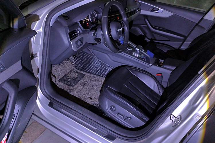 Used Audi A4L 2017 Plus 40 TFSI Ambition Model Driver Seat